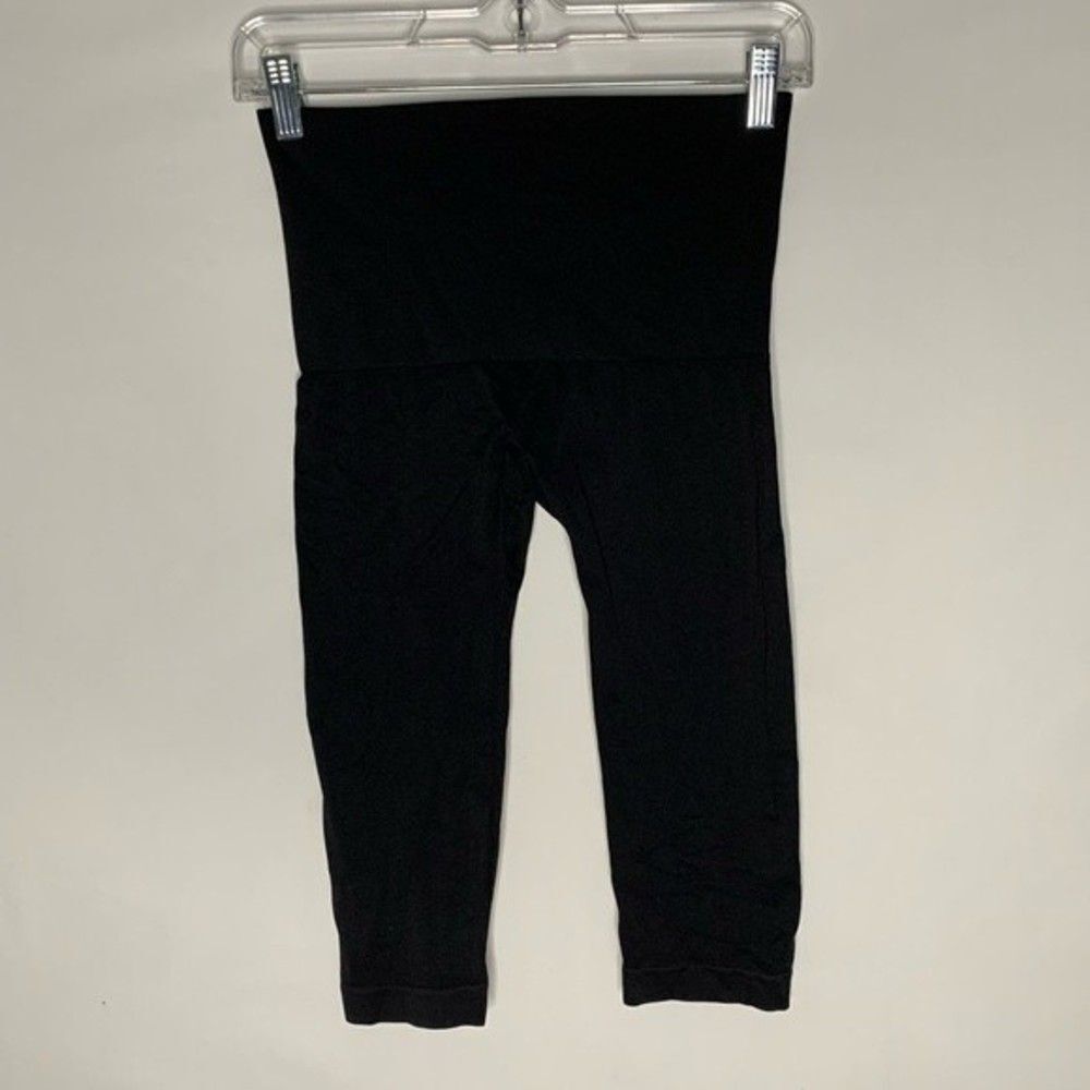 Cato Black High Waist Capri Workout Nylon Spandex Athletic Stretch Leggings M - Picture 2 of 4